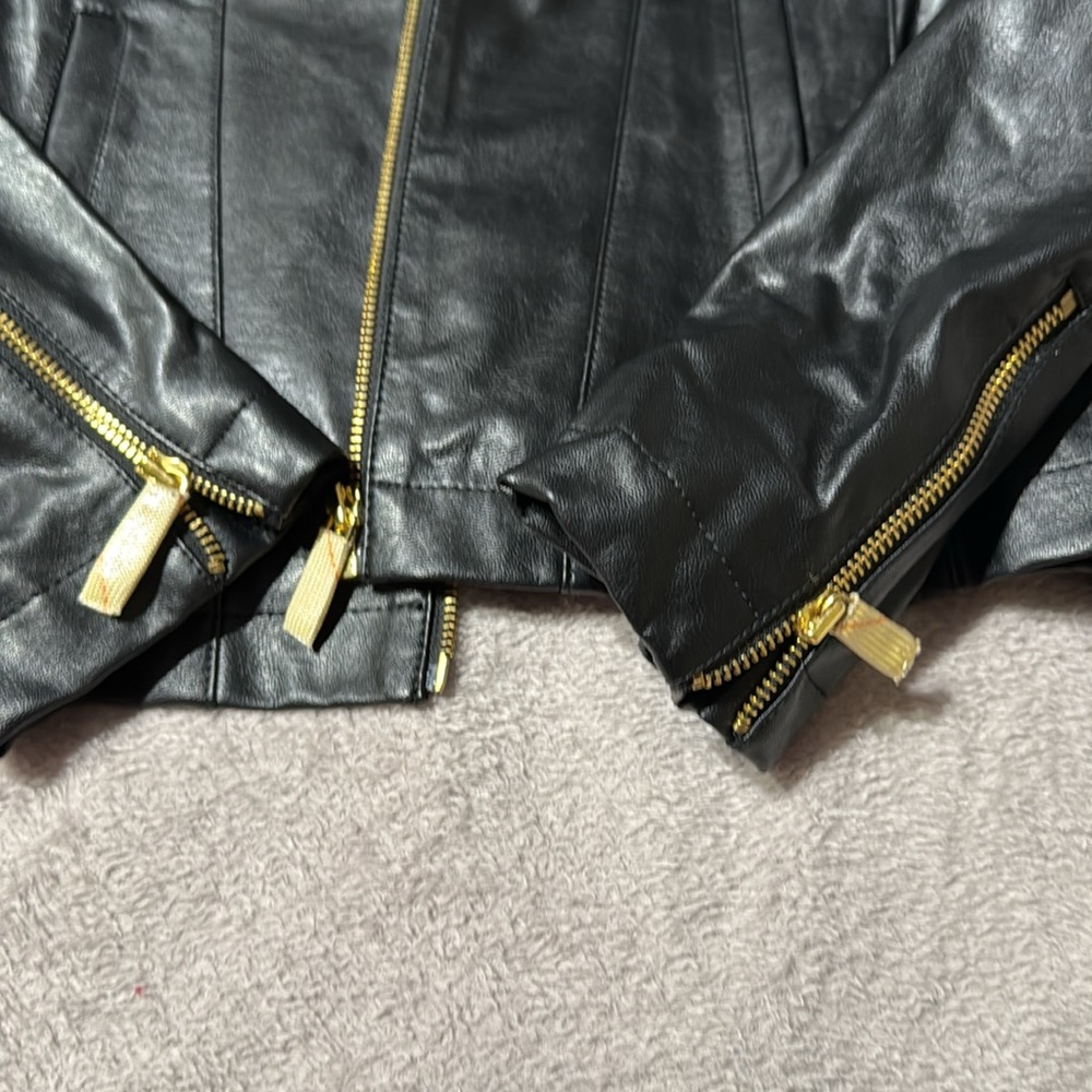 Jacket - Picture 5 of 12